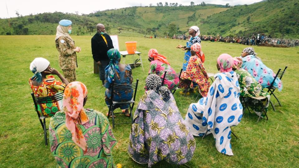 Peacekeepers from the UN Organization Stabilization Mission in the Democratic Republic of the Congo (MONUSCO) organised a COVID-19 awareness campaign for the benefit of displaced persons.